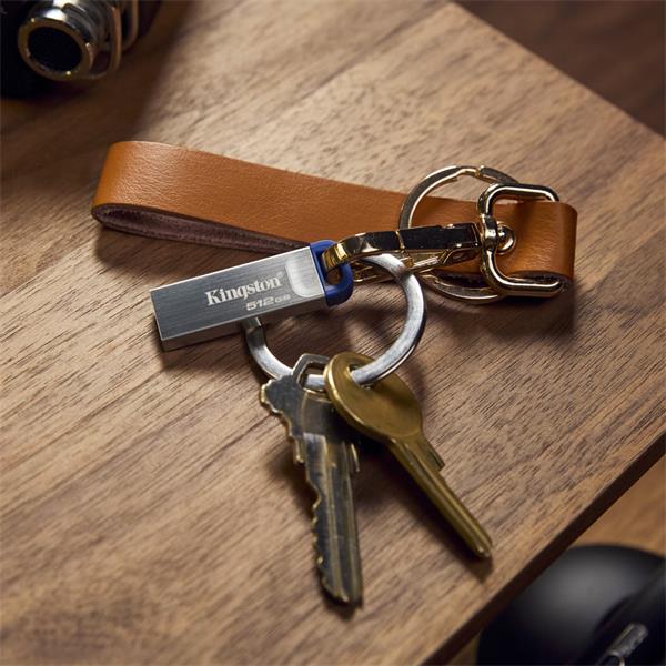 64 GB . USB 3.2 Gen 1 kľúč . Kingston DataTraveler Kyson 220MB/s