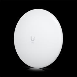 Ubiquiti 60 GHz + 5 GHz client with symmetrical Gigabit speeds and an 8 km broadcast range